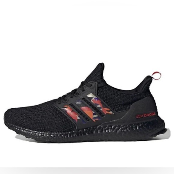 Men’s Adidas Ultra Boost DNA Chinese New Year - Picture 1 of 6